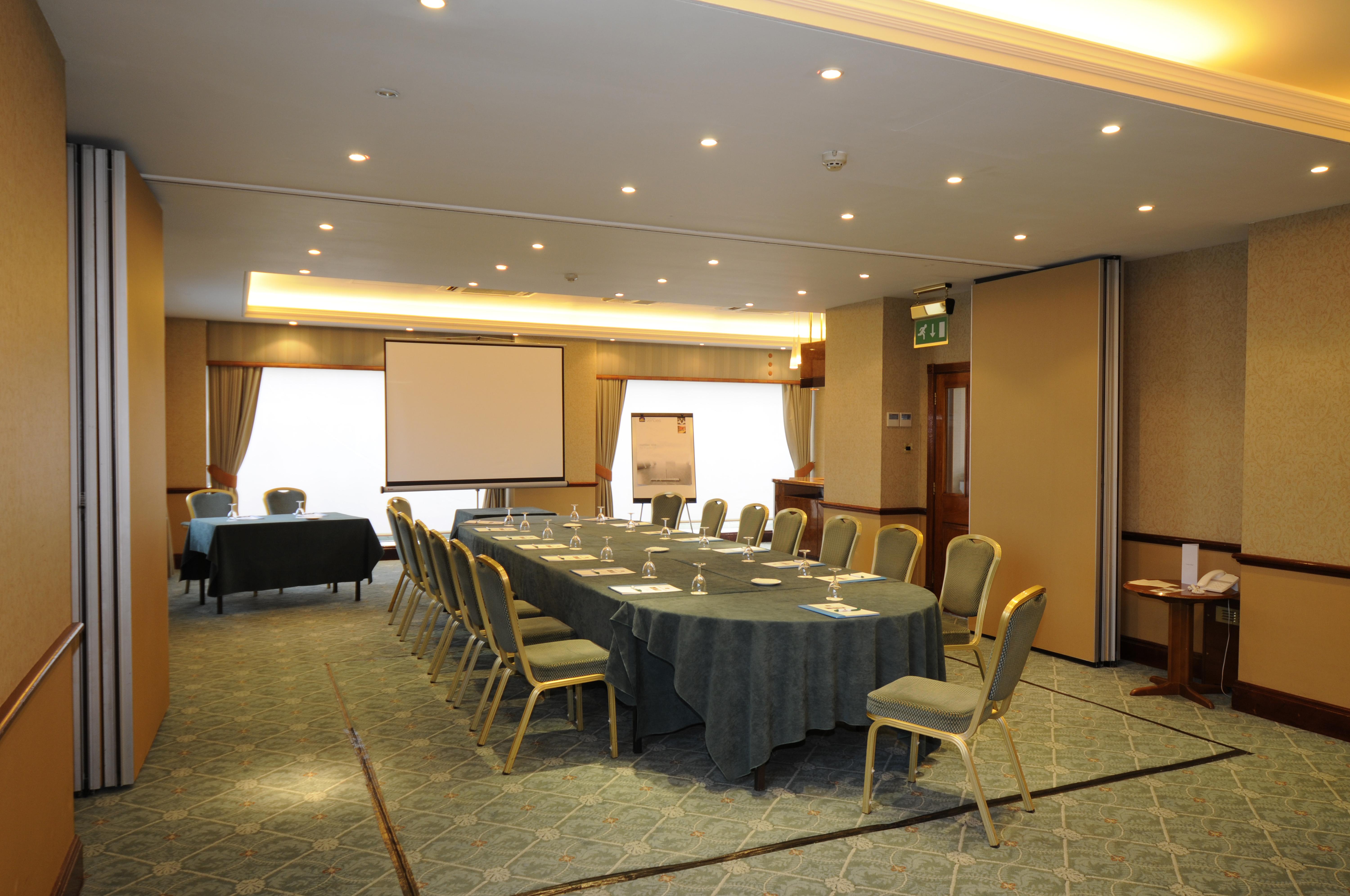 Bromley Court Hotel London Facilități foto