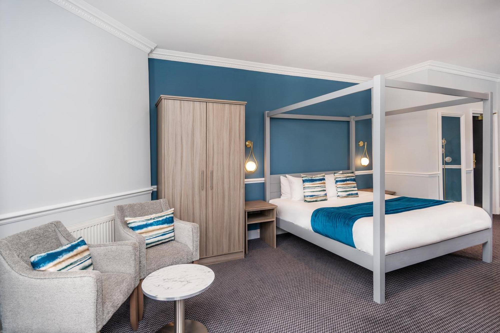 Bromley Court Hotel London Exterior foto