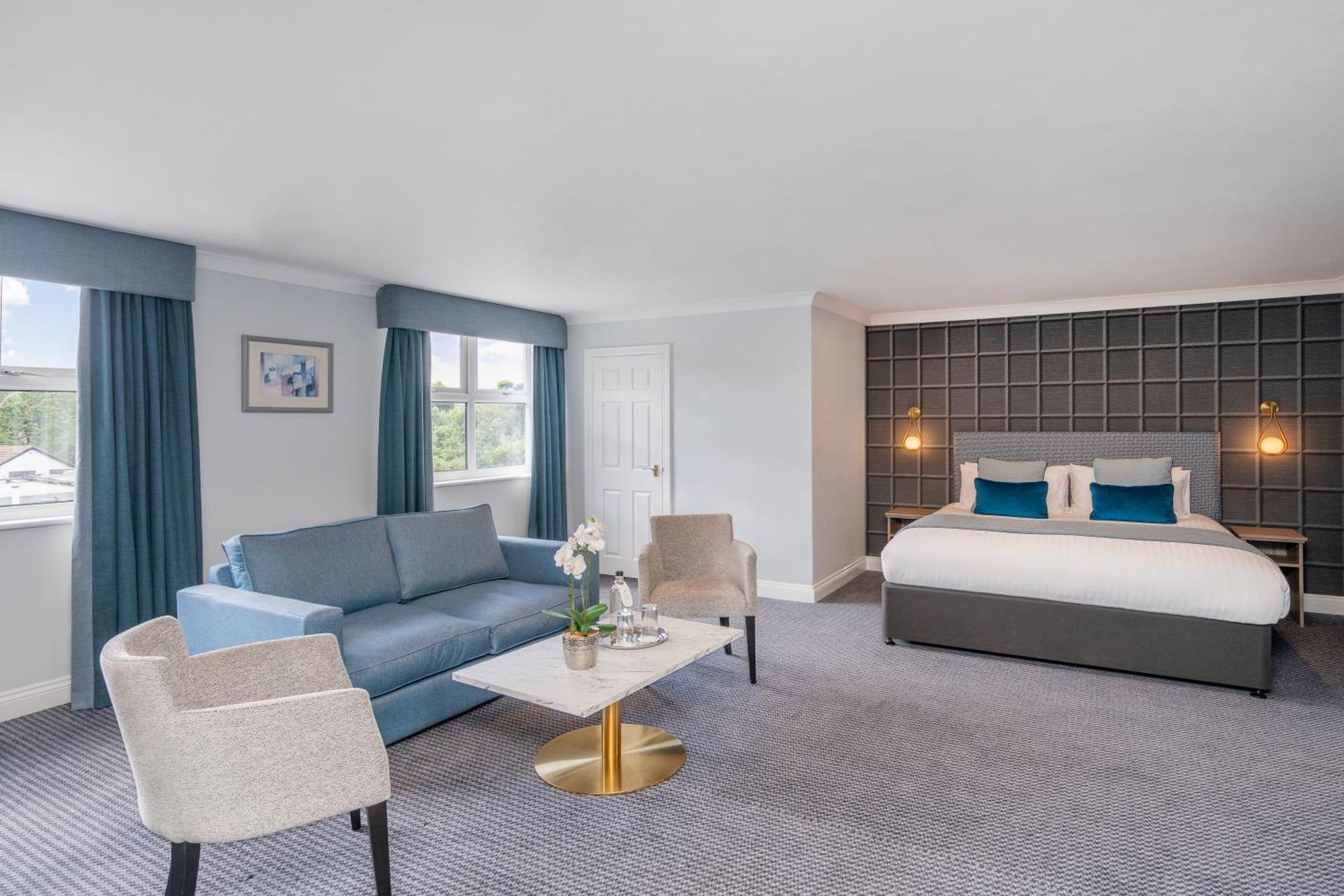 Bromley Court Hotel London Exterior foto