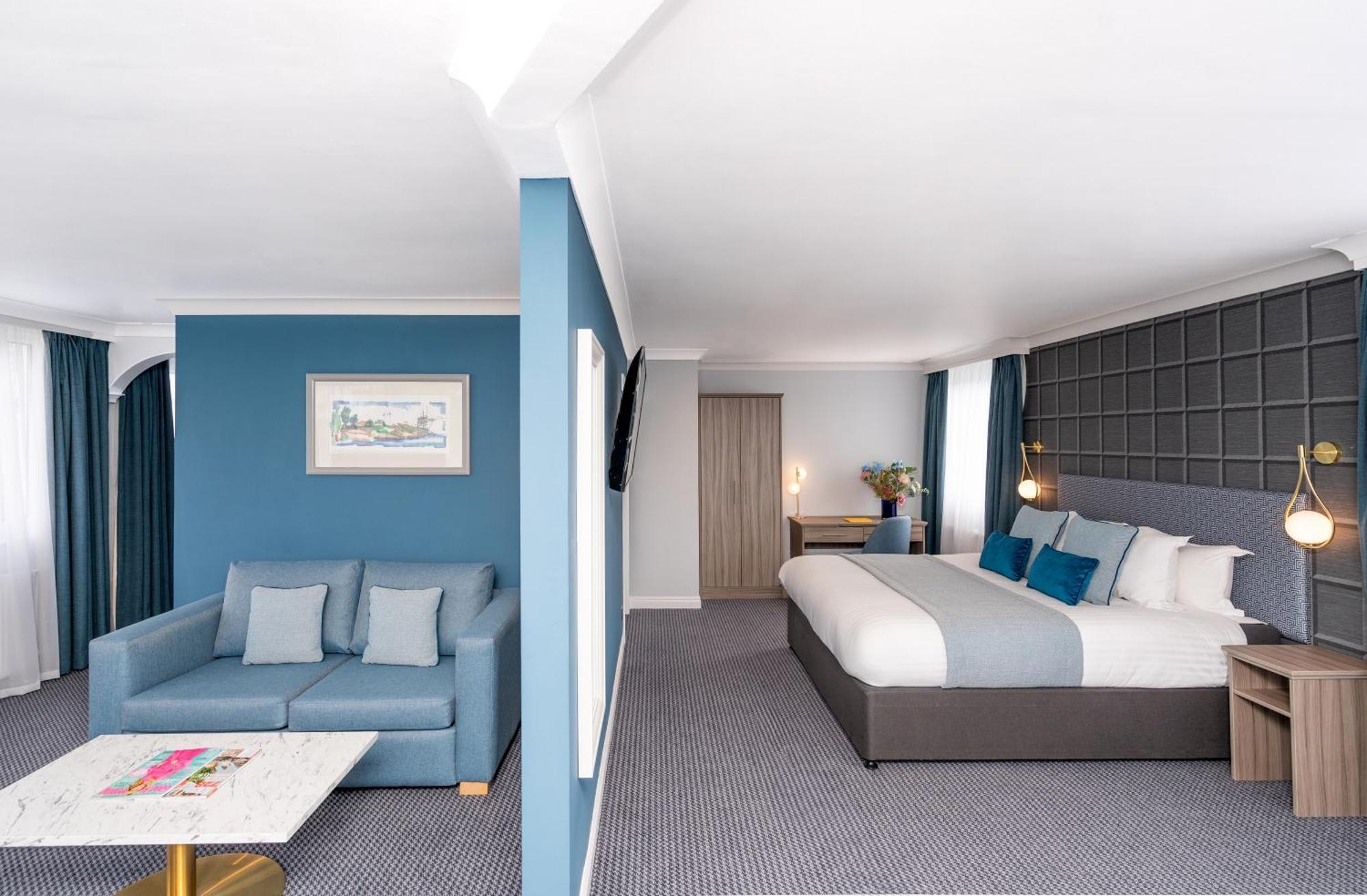 Bromley Court Hotel London Exterior foto