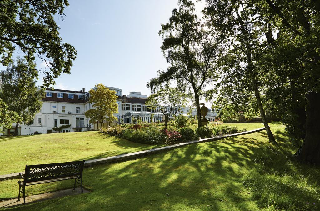 Bromley Court Hotel London Exterior foto