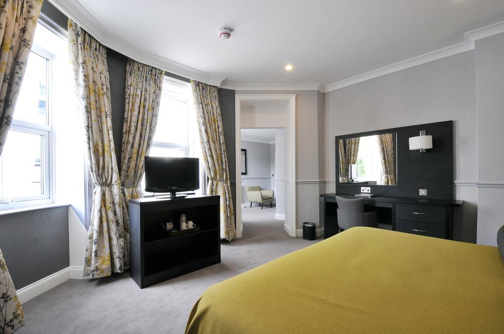 Bromley Court Hotel London Exterior foto